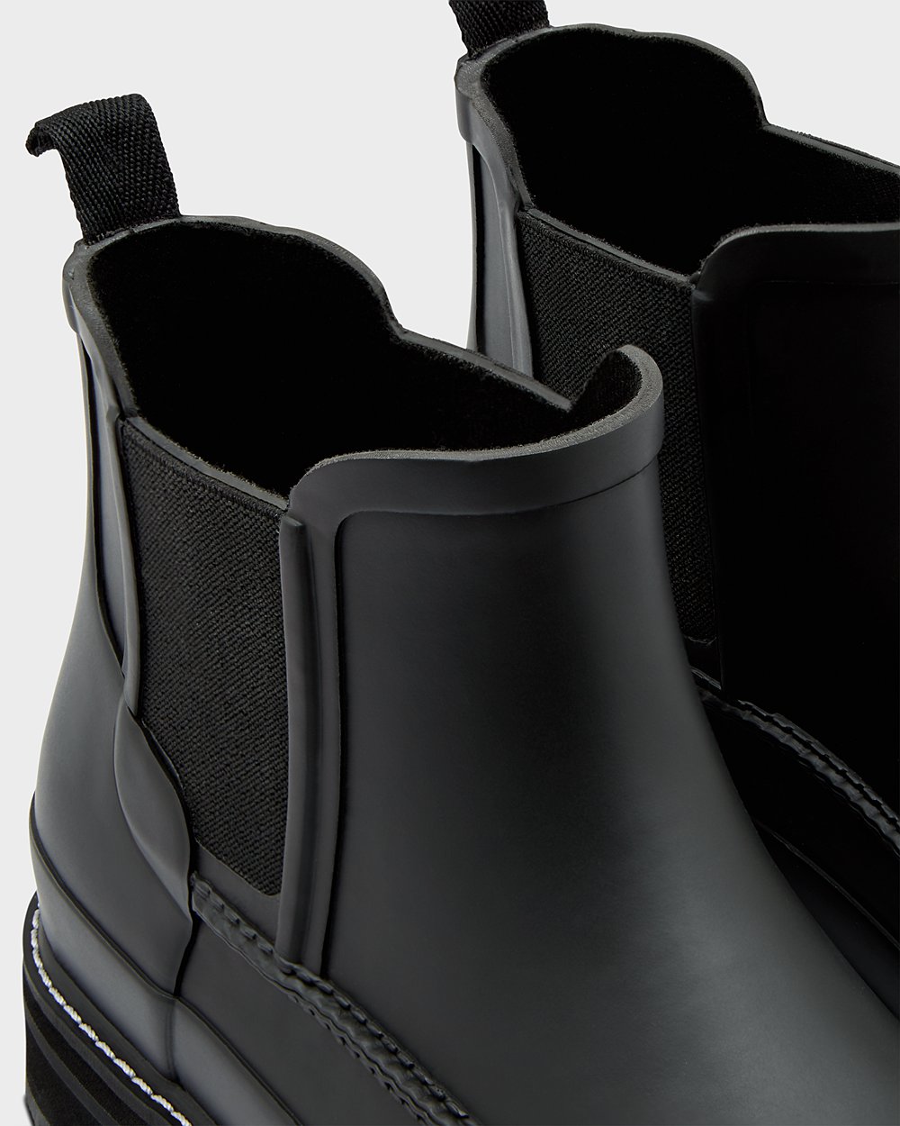 Bottes Chelsea Hunter Refined Moc Toe Homme Noir MJIPGOY-14